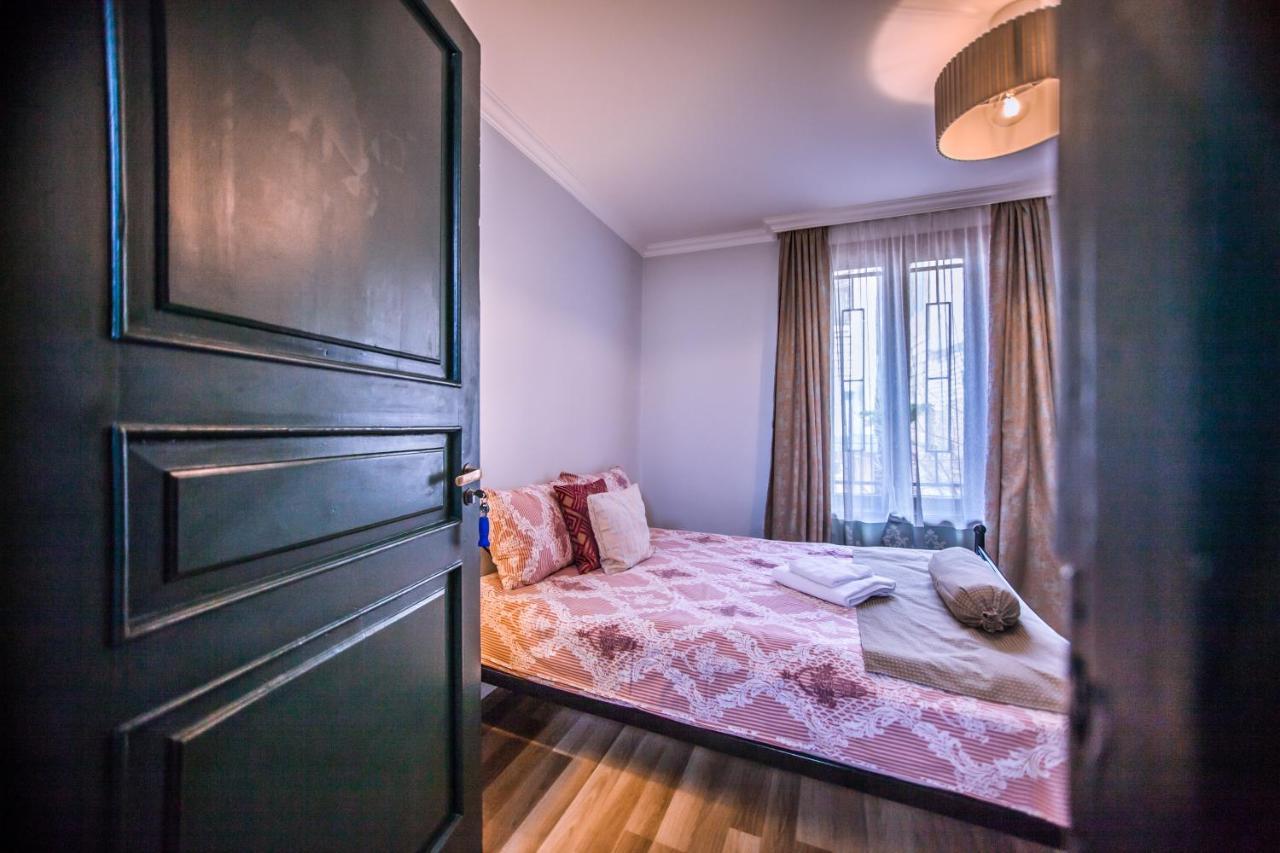 Home 12 Tbilisi ภายนอก รูปภาพ