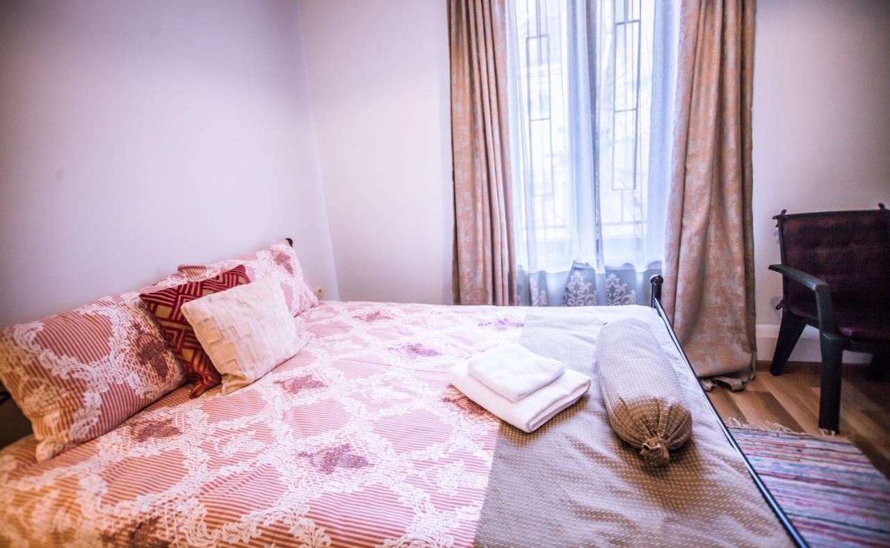 Home 12 Tbilisi ภายนอก รูปภาพ